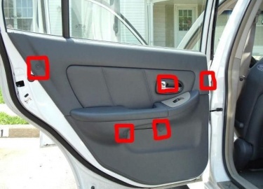 Снятие обшивки передних дверей Хендай Элантра. Описание технологических процессов. Фото и видеоинструция. Рекомендации автомобилисту.