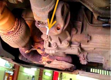 Все о замене подвесного подшипника хендай санта фе  своими руками подробно с фото и видео инструкцией а так же полное описание процесса замены