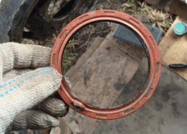 Инструкция по замене сальника коленчатого вала двигателя автомобиля Tucson
