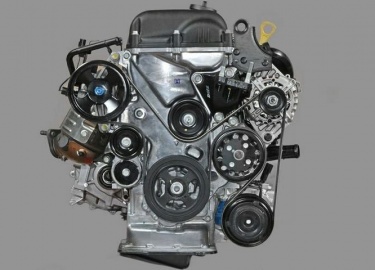 Замена ролика натяжителя ремня генератора Хендай Солярис обычно производится вместе с заменой ремня. Официально обозначенный интервал замены ремня ...