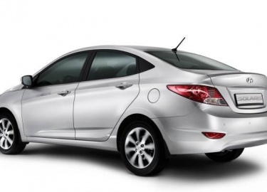 Подробная инструкция по замене задних тормозных колодок на автомобиле Хёндай Солярис
