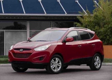 Hyundai Tucson 2 поколение кроссовер Марка автомобиля: Hyundai (Хендай) Название: Hyundai Модель: Tucson Поколение: 2 поколение кроссовер Модификац...