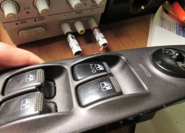 Почему на Хендай Элантре не работают стеклоподъёмники. Описание основныхпричин и методов устранения неисравностей. Фото и видеоматериалы.