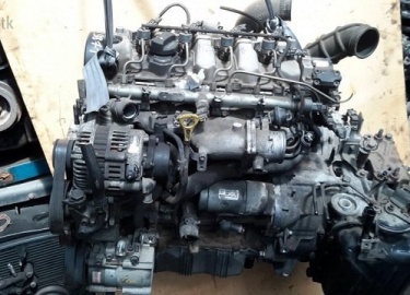 Разрабатывался двигатель D4EA специально для кроссовера Hyundai Tucson, затем использовался в Trajet FO, Elantra XD, Santa Fe и Kia Carens RS, Spor...