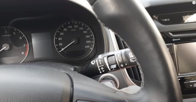 Как заменить батарейку в автомобильном ключе для Hyundai Cretta?
